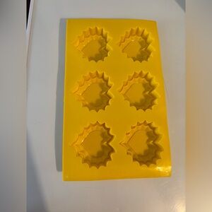 Ornate Heart Silicone Soap Mould - 6 Cavity Detailed Sunburst Design